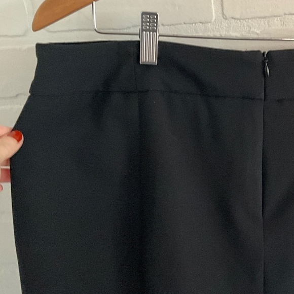 Calvin Klein Skirt Pencil Black Back slit Back zipper Lined Sz 14 Petite - Picture 9 of 12